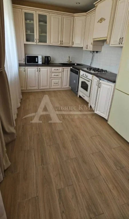 Продажа квартиры, Минеральные Воды, ул. Дружбы - Фото 1