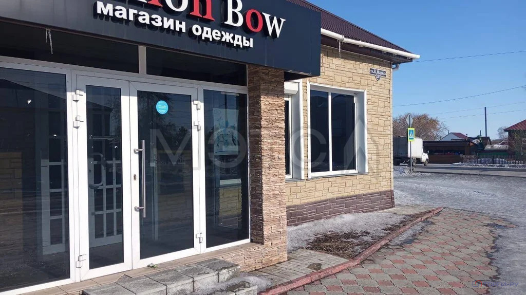 Продажа торгового помещения, Здвинск, Здвинский район, ул. Карла ... - Фото 1