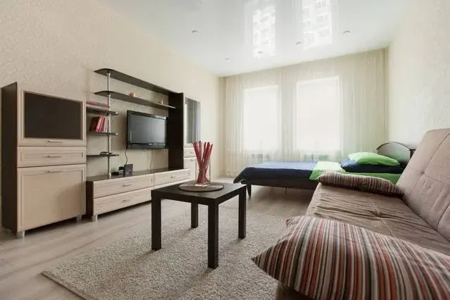 Молодёжная, 1 - Фото 0