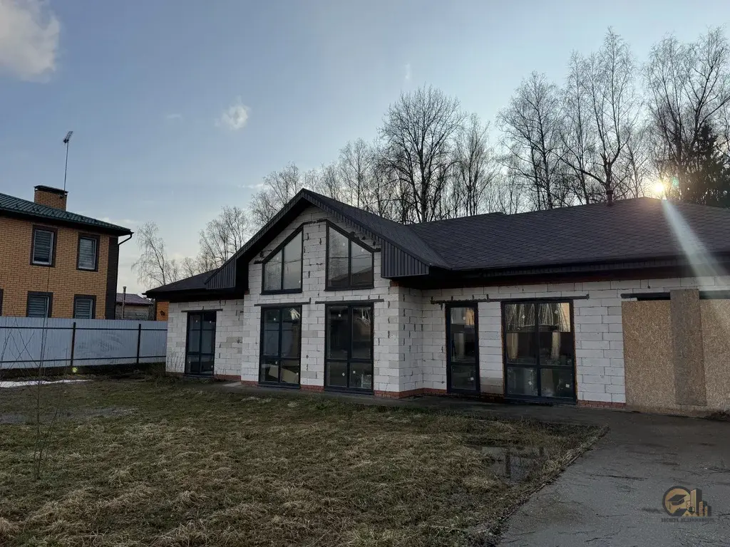 Продажа современного дома 163 м2 на участке 11 соток - Фото 2