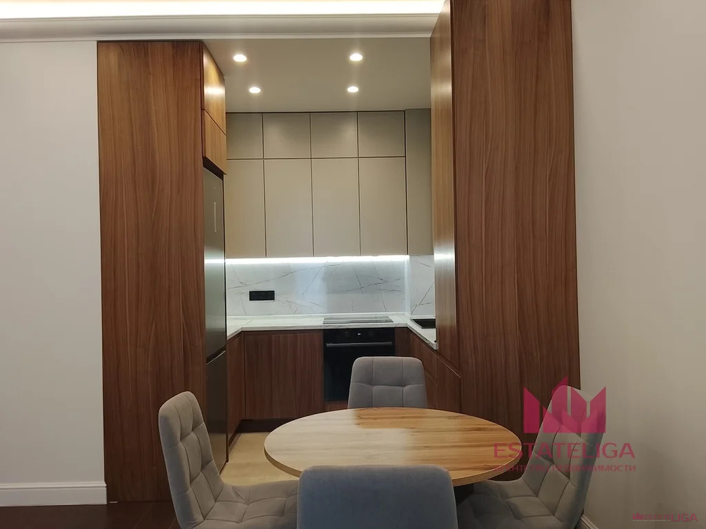 Аренда квартиры, улица Эдуарда Стрельцова - Фото 2