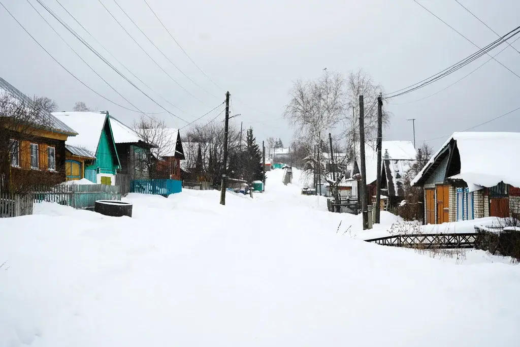 В продаже домик, расположенный в живописном городе Нязепетровске на ул - Фото 3