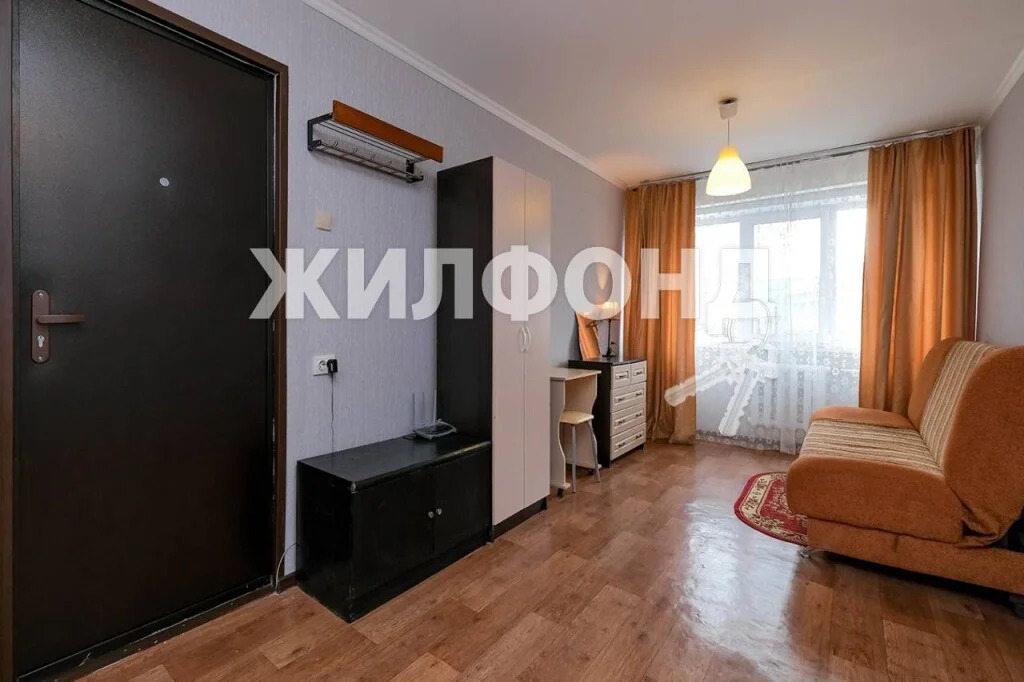 Продажа комнаты, Новосибирск, Красный пр-кт. - Фото 1