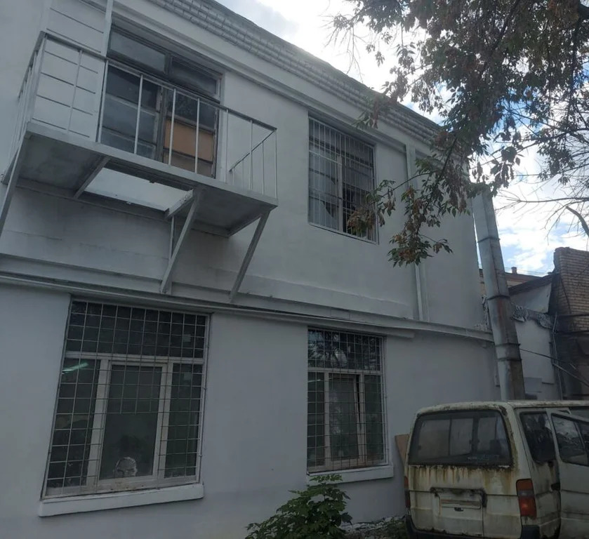 Коммерческое здание, 1349,6 кв. м. (с земельным участком) - Фото 4