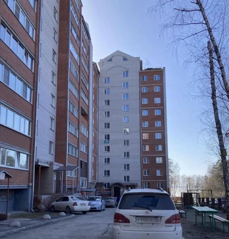 Продажа квартиры, Бердск, ул. Новосибирская - Фото 0