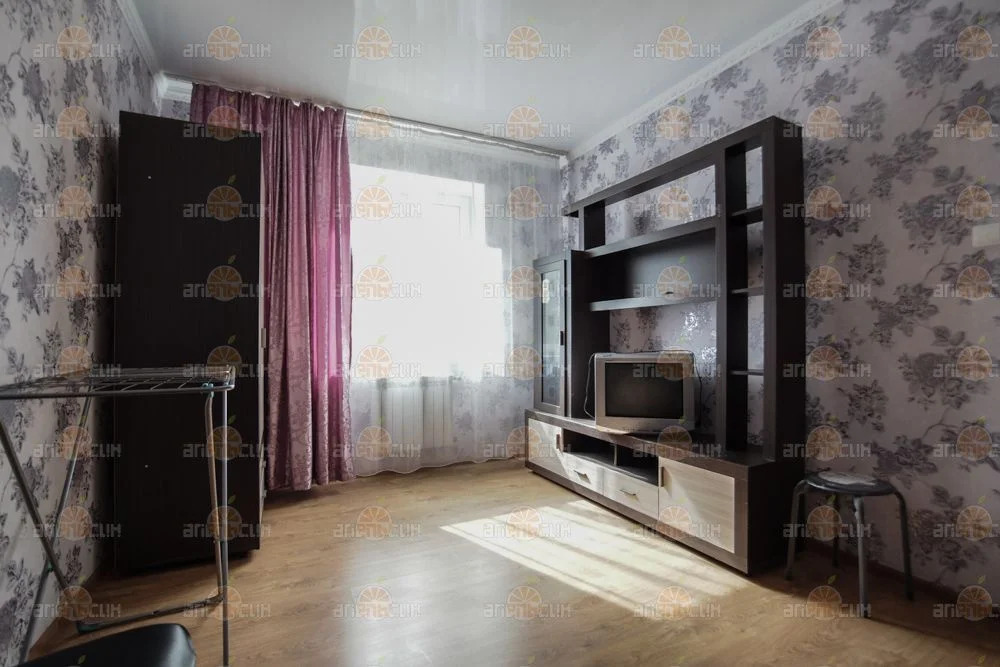 1-комн. квартира - Фото 1
