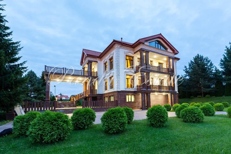 Усадьба (ном. объекта: 9683) - Фото 9