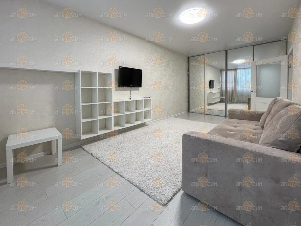 1-комн. квартира - Фото 1