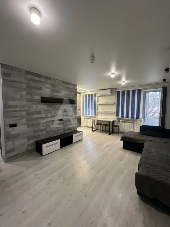 Продажа квартиры, Минеральные Воды, ул. 50 лет Октября - Фото 0