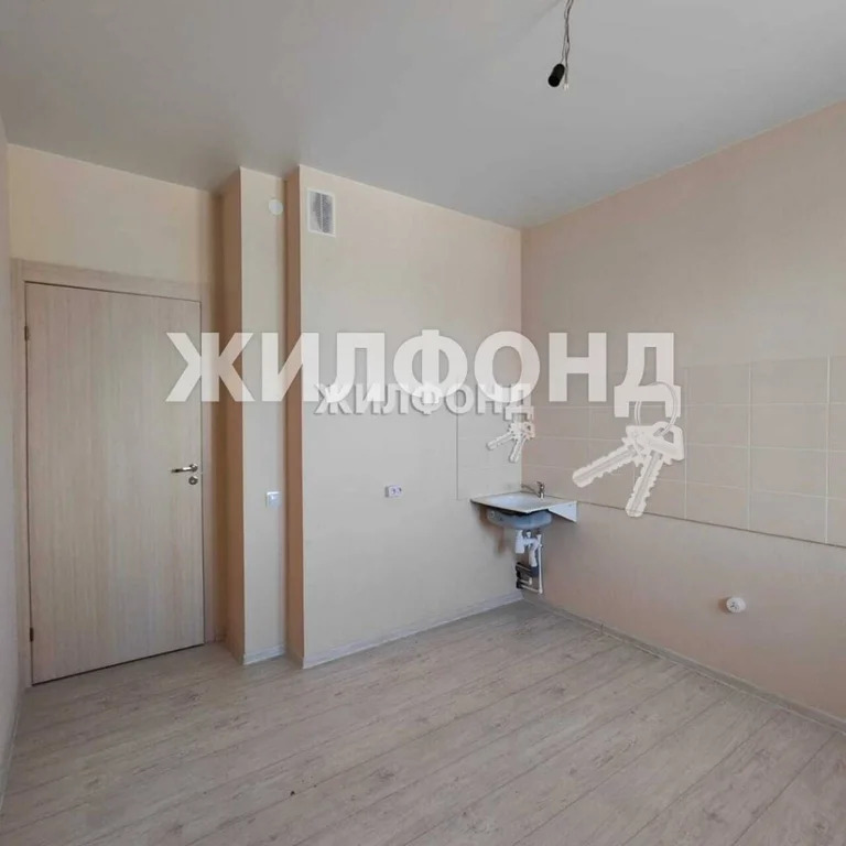 Продажа квартиры, Новосибирск, микрорайон Закаменский - Фото 1