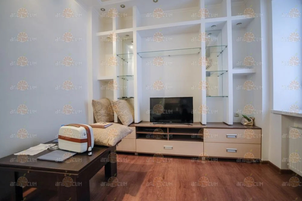 2-комн. квартира - Фото 2