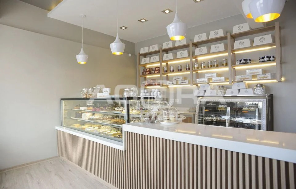 Продажа торгового помещения, м. Октябрьское поле, ул. Маршала Бирюзова - Фото 2