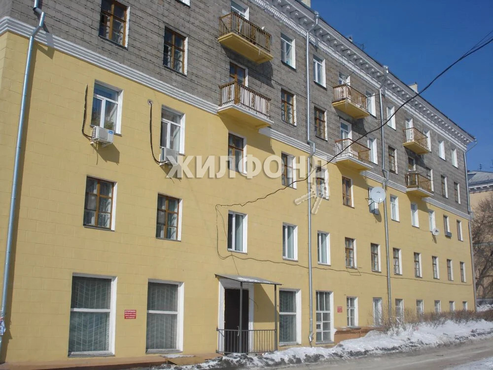 Продажа комнаты, Новосибирск, ул. Зыряновская - Фото 0