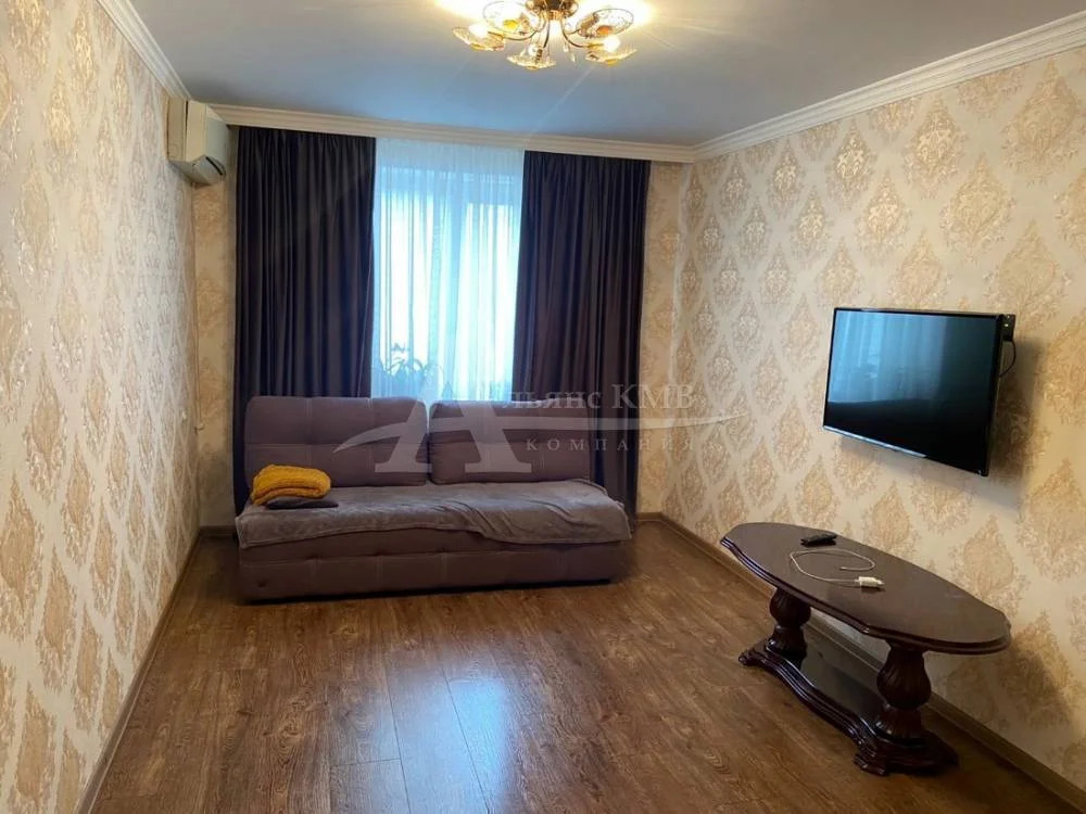 Продажа квартиры, Георгиевск, ул. Быкова - Фото 1