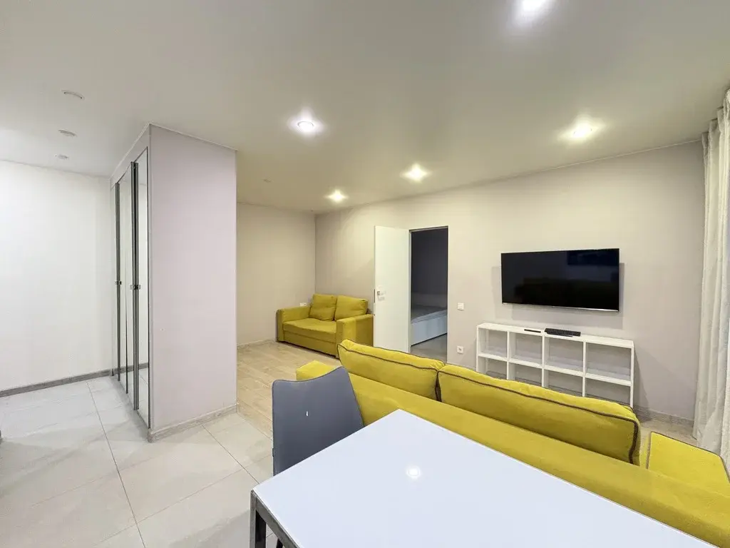 Аренда 2х к.кв. с современном ремонтом рядом с м.Новогиреево - Фото 1