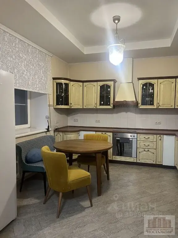 Аренда трехкомнатной квартиры 120.0м ул. Маршала Тимошенко, 17К2, ... - Фото 0