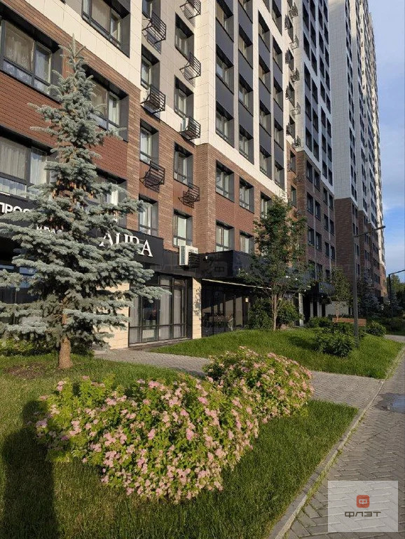 Аренда квартиры, Казань, ул. Рауиса Гареева д.105б - Фото 1