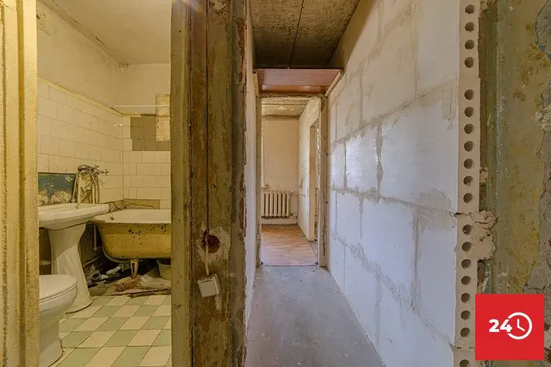 Продается 2 комнатная квартира по ул.Германа Титова, 24 Заводской р-н - Фото 5