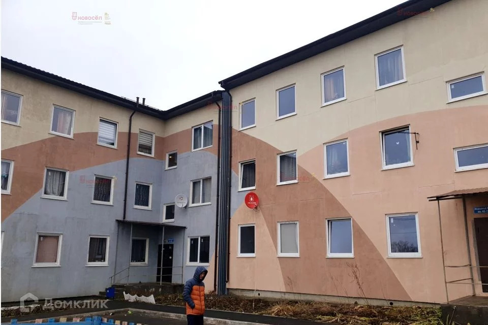 Патруши пионерская 38. Квартира патруши. Квартира патруши. Поселок патруши свердловская область. Квартира в арамиле.