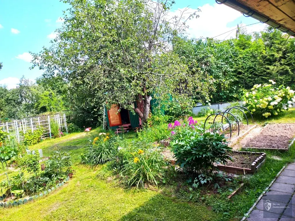 Уютная дача с мебелью и техникой на красивом, ухоженном участке. - Фото 18