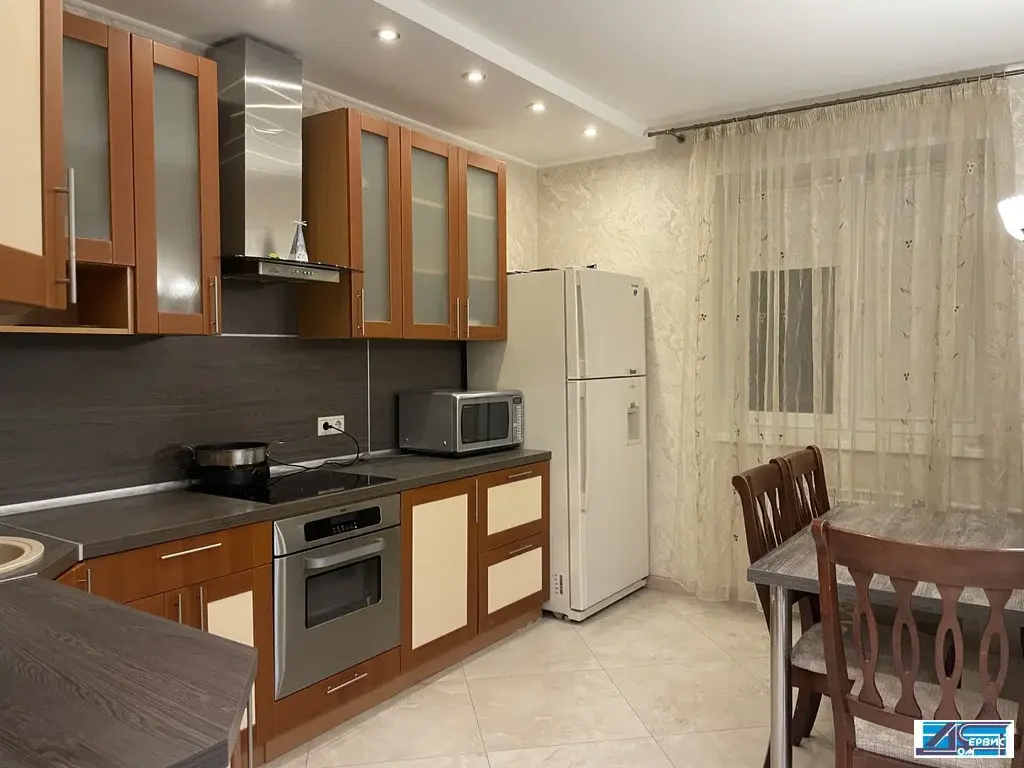 продается 3-х комнатная квартира - Фото 1