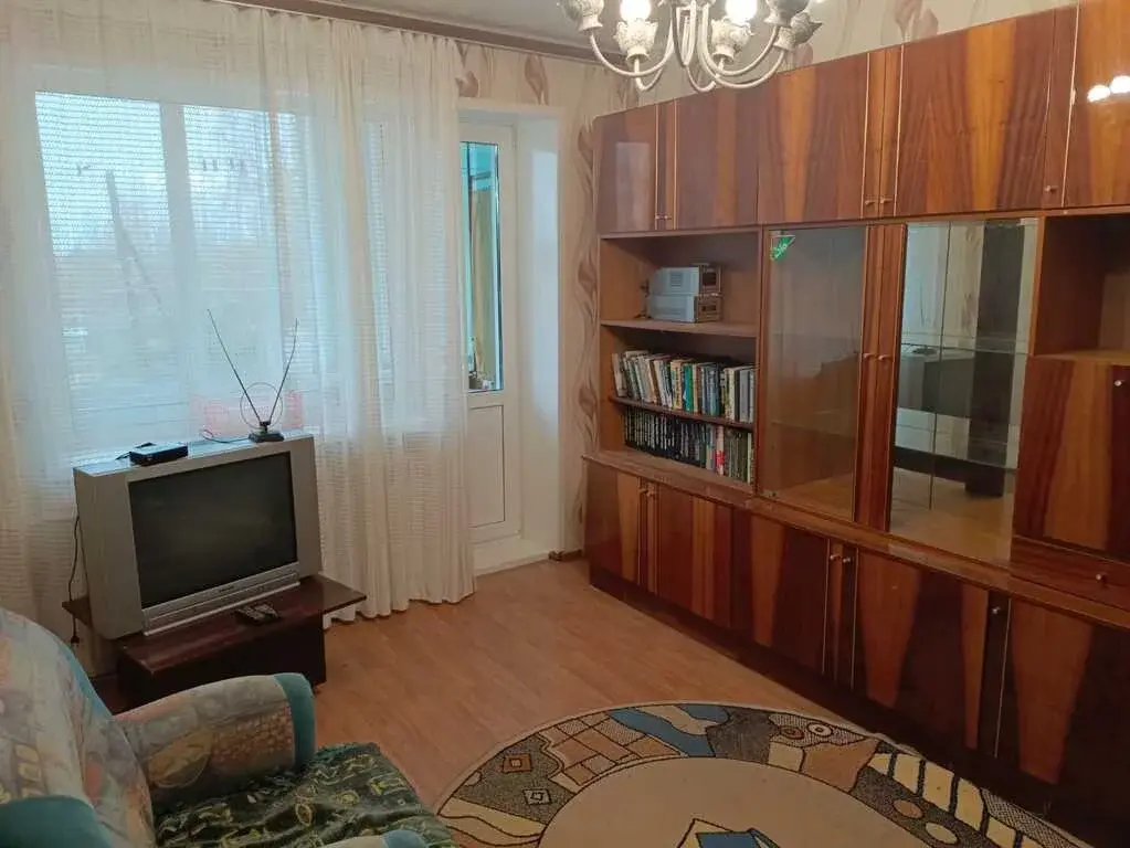 Продам 3-х комн. квартиру по ул.Комсомольская, д.37а в г.Кимры (р-он З - Фото 0