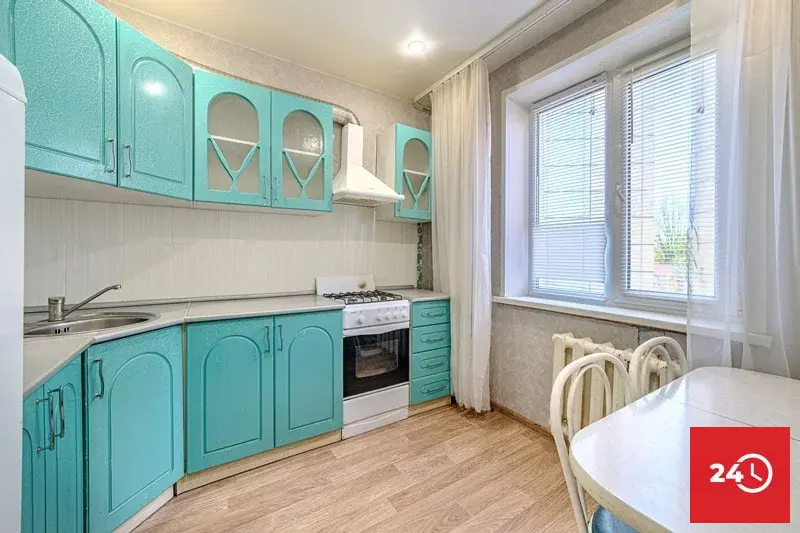 В продаже 1 комнатная  квартира по ул. Антонова, 23  ремонтом и мебель - Фото 9