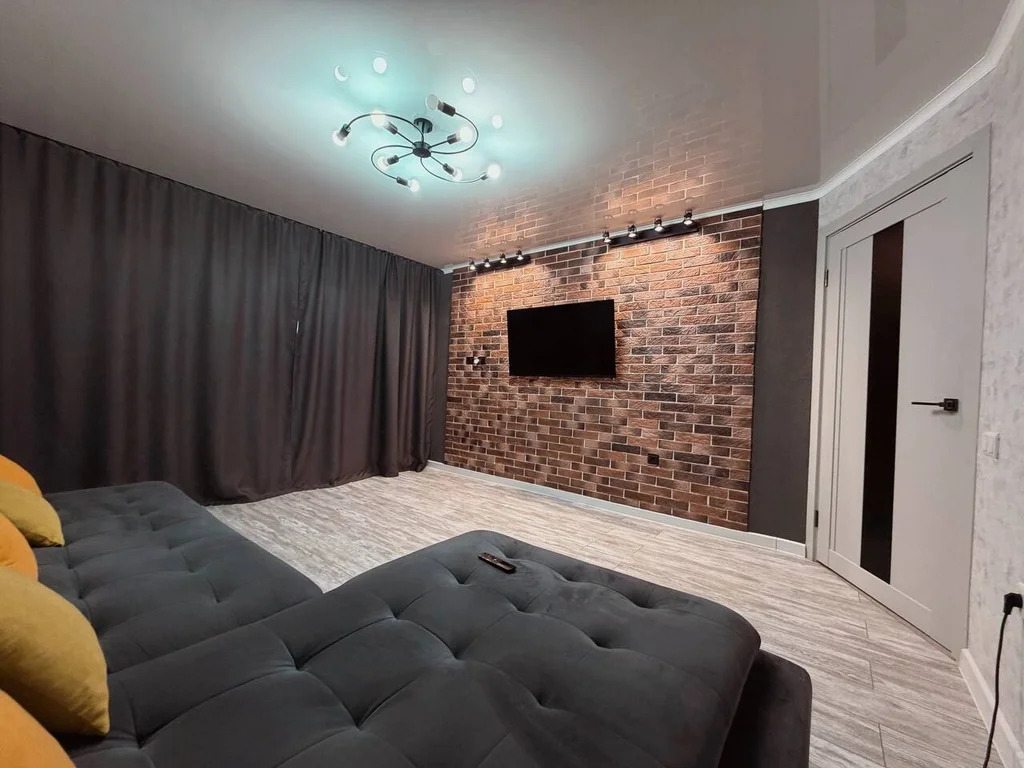 Продажа квартиры, Октябрьский, Северский район, ул. Пушкина - Фото 2