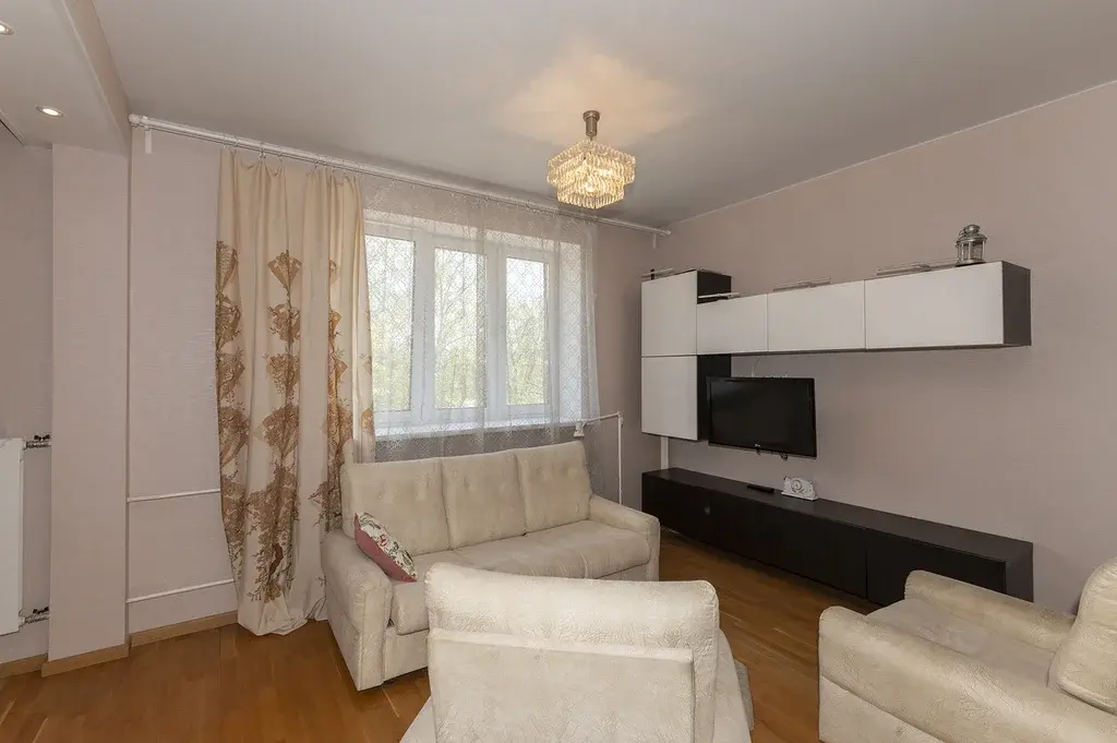Продам просторную 1-ком. квартиру - Фото 9