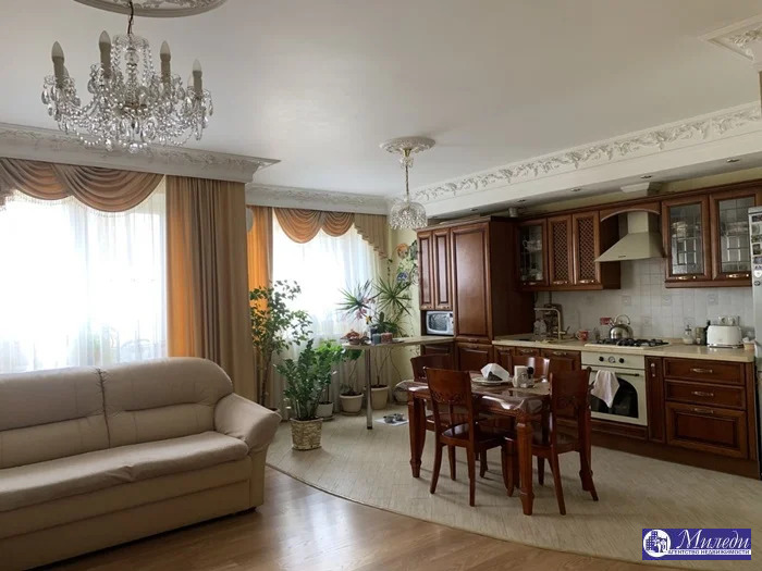 Продажа квартиры, Батайск, ул. Урицкого - Фото 1
