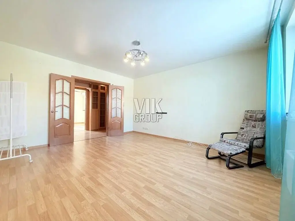 Продается просторная светлая трехкомнатная квартира с евро ремонтом - Фото 4