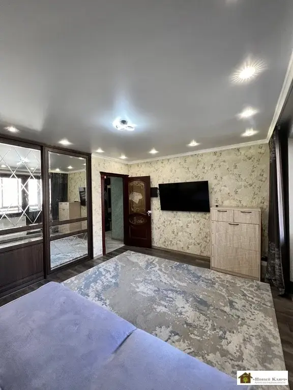 Продается двушка с евро-ремонтом мкр-н Ольгино, ул. Шестая, д.13 - Фото 6