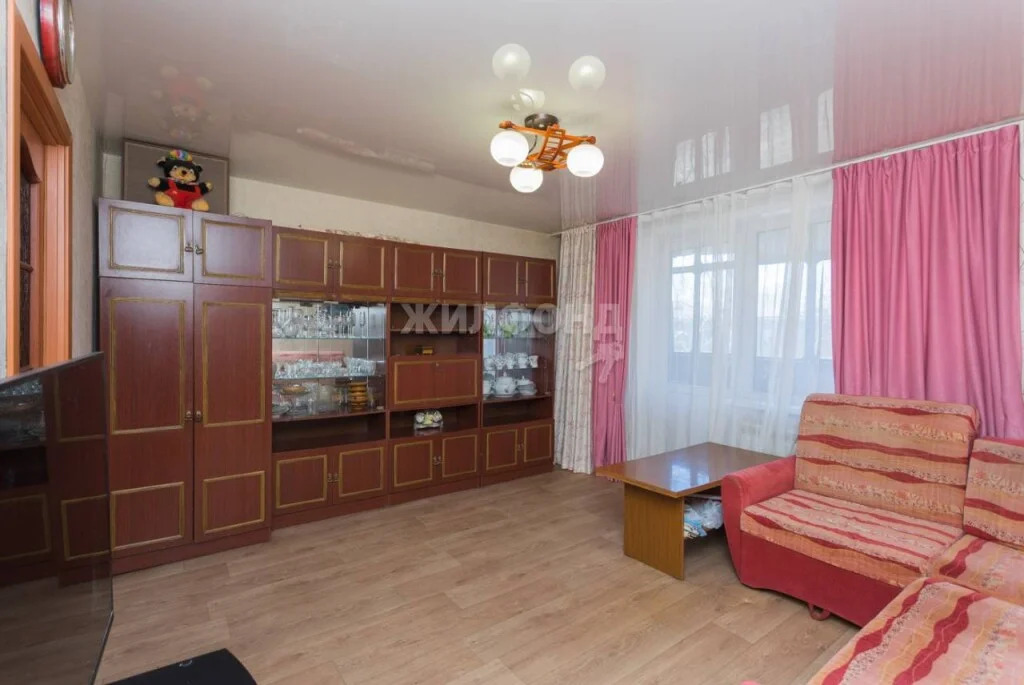 Продажа квартиры, Новосибирск, Военного Городка территория - Фото 1