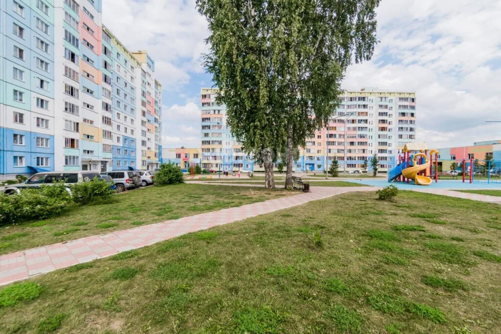 Продажа квартиры, Новосибирск, Сибиряков-Гвардейцев пл. - Фото 1