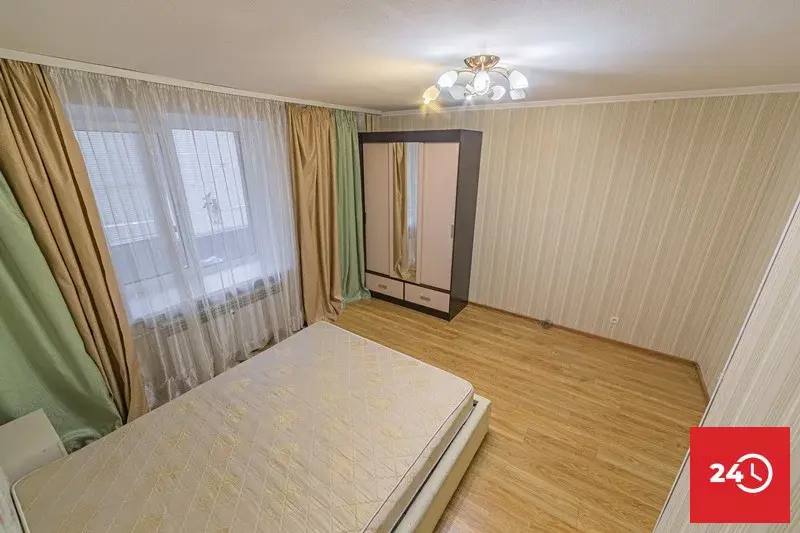 Продается 2 комнатная квартира в центре по улице Тарханова, 10 Маяк - Фото 7