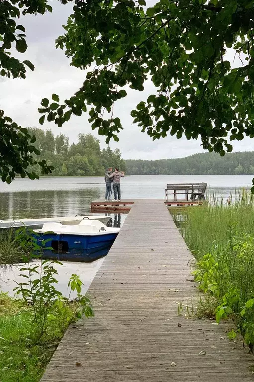 Коттедж на берегу озера с баней в посёлке Сосново - Фото 17