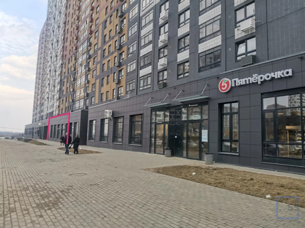 Аренда торгового помещения, Посёлок Битца, Южный бульвар 4 - Фото 1