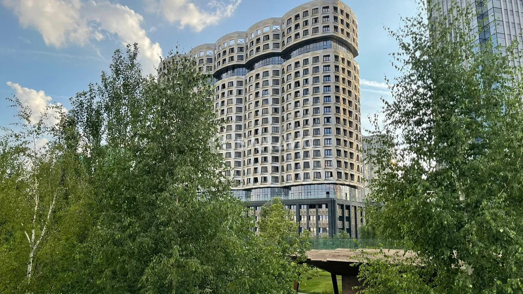 Москва, бульвар Братьев Весниных, д.1, 2-комнатная квартира на продажу - Фото 1