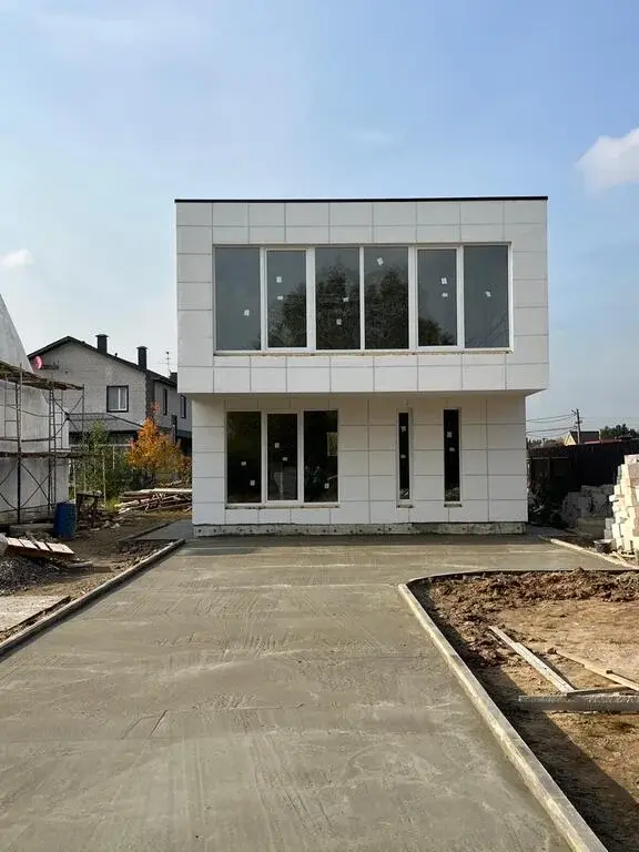 Просторный светлый дом с большими окнами и всеми коммуникациями - Фото 8