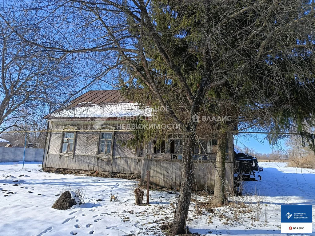 Продажа дома, Добрые Пчелы, Захаровский район, ул. Центральная - Фото 0