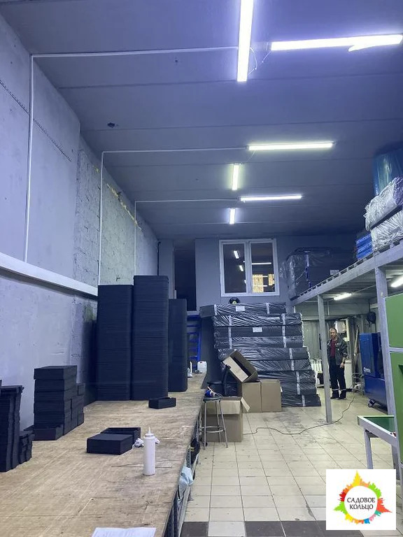 В производственно складском комплексе предлагается помещение под склад - Фото 0