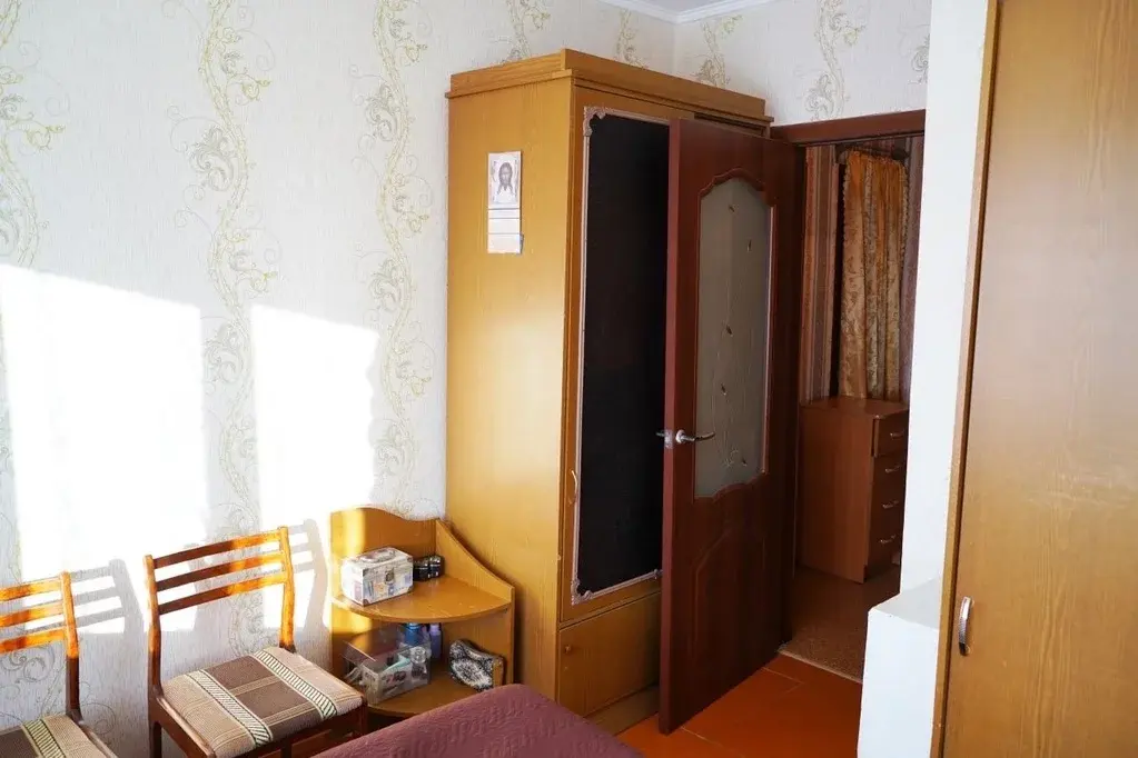Продается уютная трехкомнатная квартира в городе Нязепетровск, в район - Фото 6