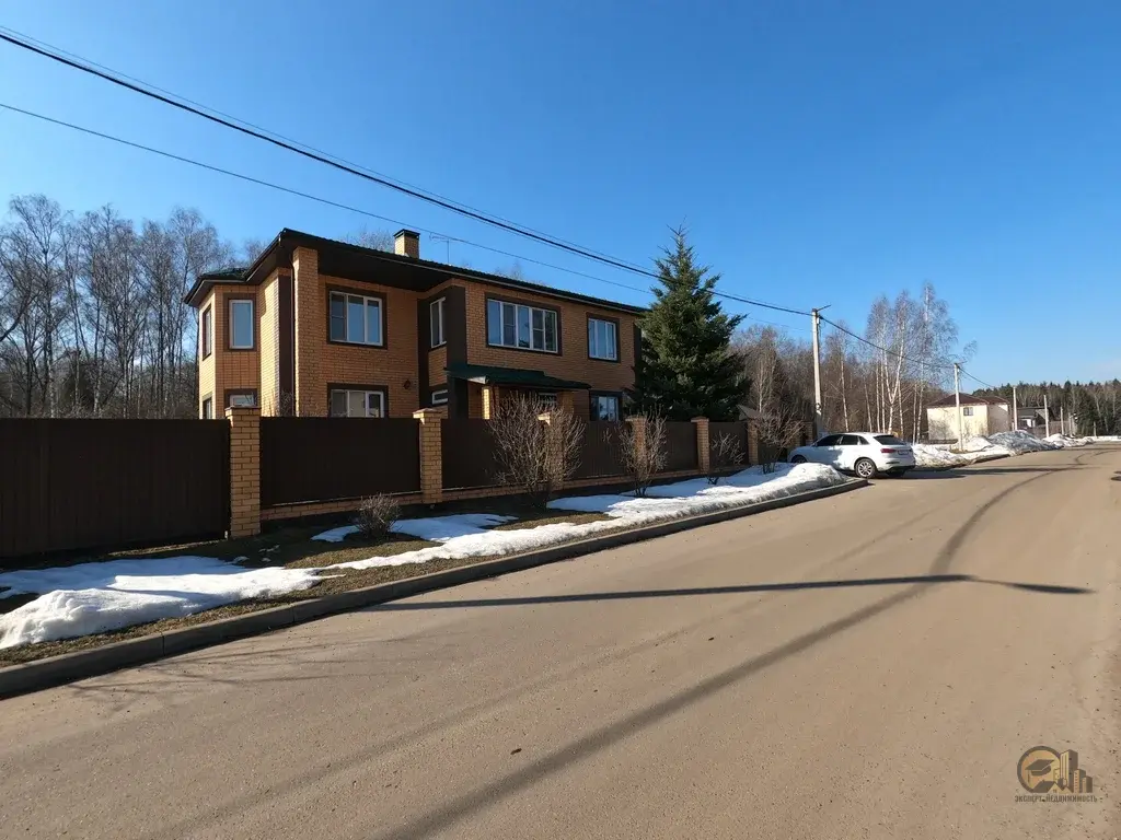 Продам кирпичный дом 245 м2 в Новой Москве/Участок с выходом в лес. - Фото 3