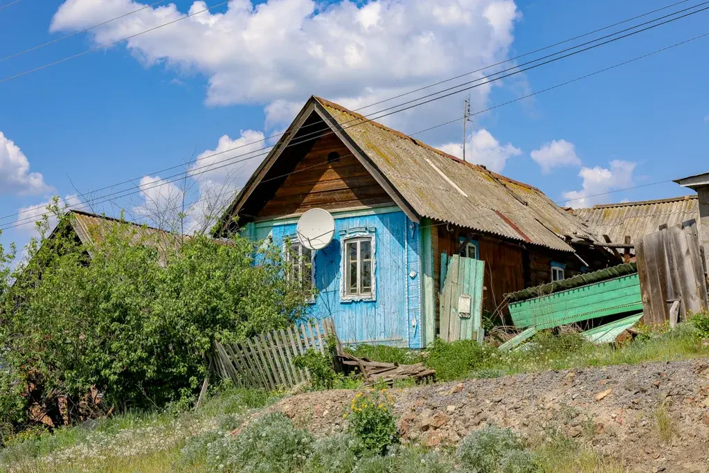 В продаже домик, расположенный в живописном городе Нязепетровске на ул - Фото 6