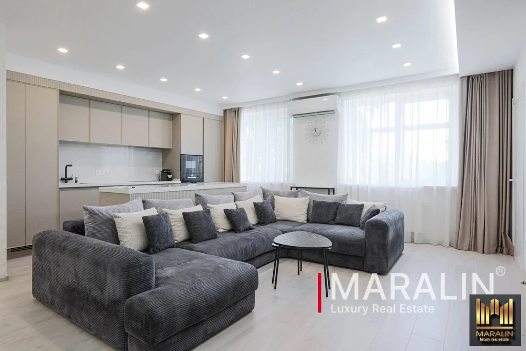 Продажа квартиры, Ростов-на-Дону, ул. Коминтерна - Фото 0
