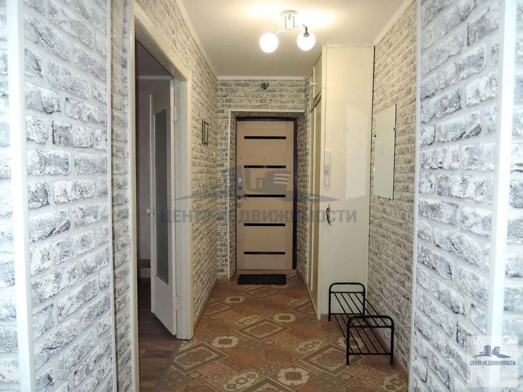 ПРОДАЕТСЯ 2-КОМНАТНАЯ КВАРТИРА С РЕМОНТОМ У Ж/Д ВОКЗАЛА - Фото 2