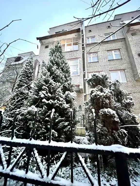 Продажа трехкомнатной квартиры в центре города - Фото 2