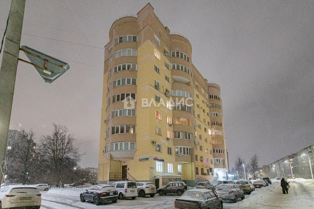 Городской округ Владимир, Юбилейная улица, д.9, 3-комнатная квартира . - Фото 1