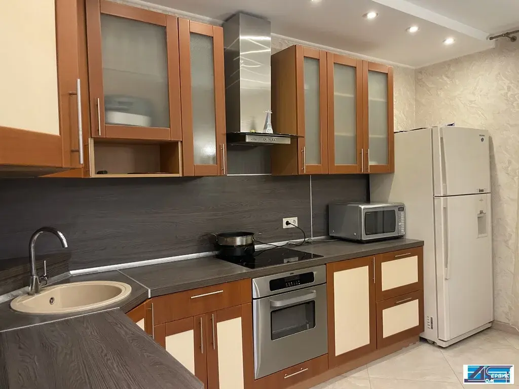 продается 3-х комнатная квартира - Фото 2