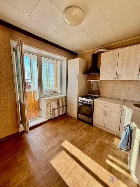 Продам квартиру - Фото 11